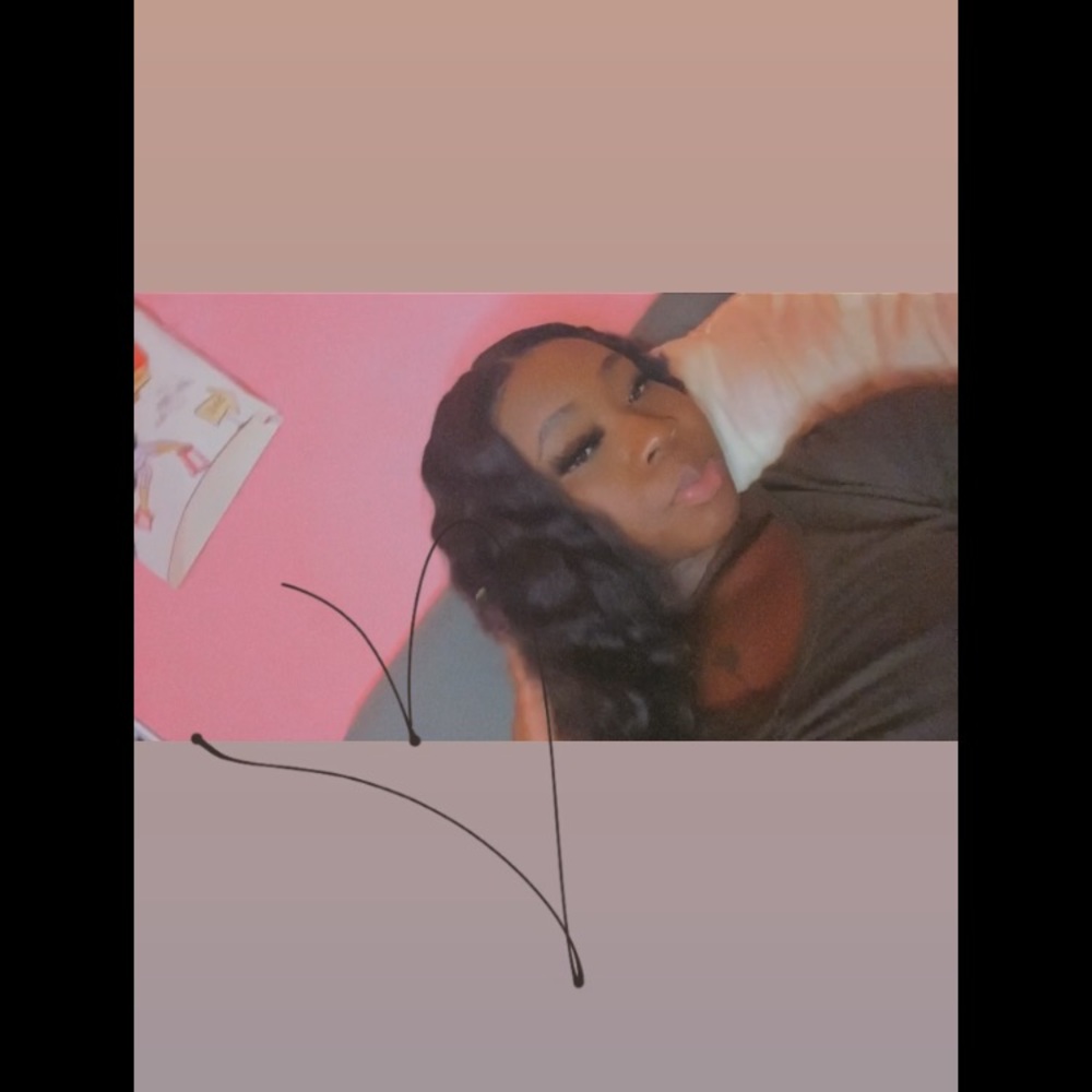 Meet your Posher, Amirah